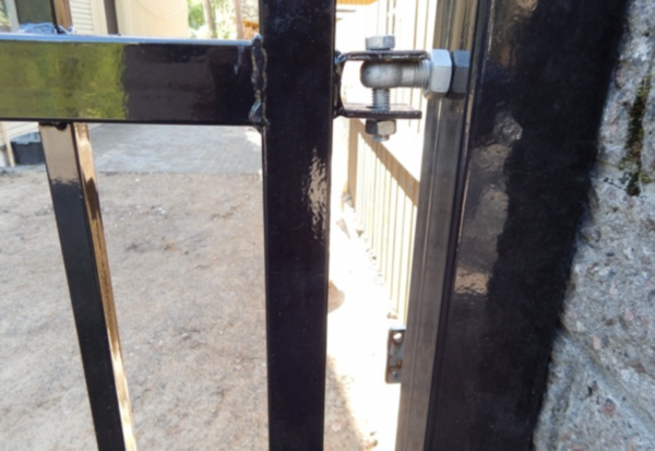 Car gate to toe rail - Image 2
