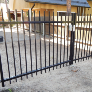 Car gate to toe rail