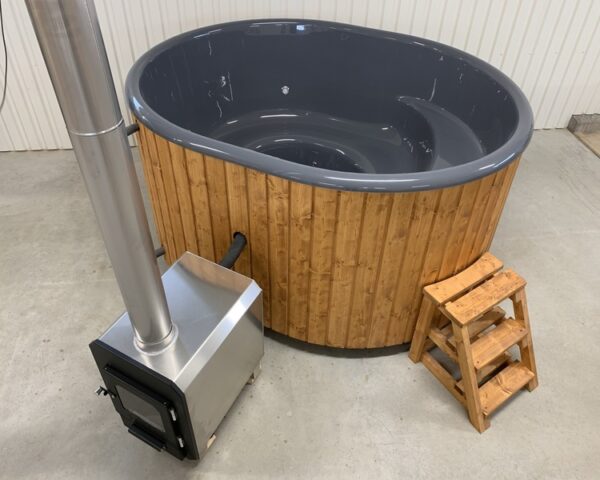 2.0x2.4m oval hot tub with fiberglass interior, external stove - Image 2