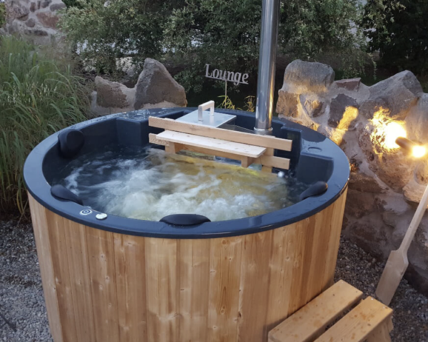 1,8m round hot tub with inside stove - Image 5