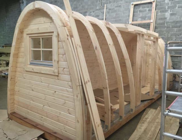 Insulated camping pod 2.4 m x 6.6 m (with side entrance) - Image 4