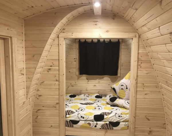 Insulated camping pod 2.4 m x 6.6 m (with side entrance) - Image 6