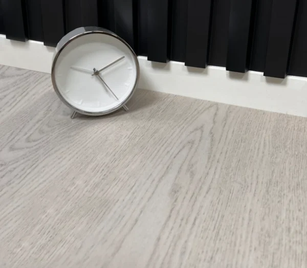 Vinüülplank põrand SPC+EVA Trendig OAK 2,79 m2