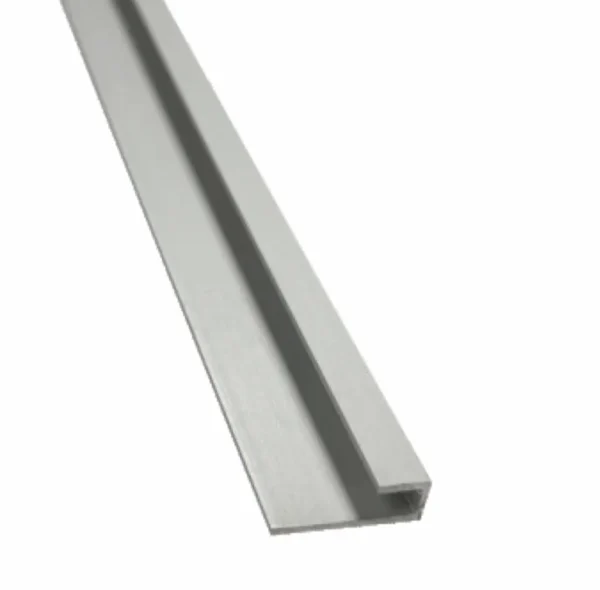 Nurgaliist SPC siseviimistluspaneelidele alumiinium 3070mm Järnvik