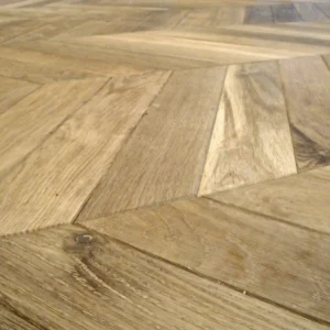 Woodengold oak french herringbone chevron 45°/60° T&G rustic (120x650 mm)