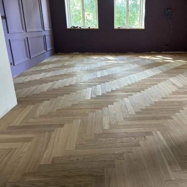 Woodengold tammi kalanruotoparketti T&G natur (70x490 mm) - Image 2