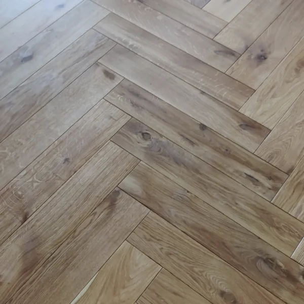 Woodengold tammi kalanruontoparketti T&G rustiikki (70x490 mm)